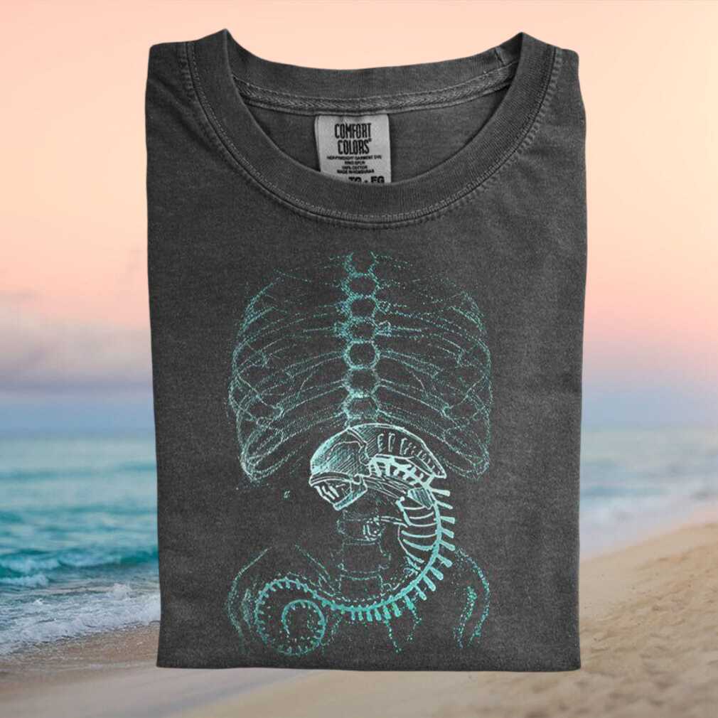Alien Chestburster Skeleton Anatomy Horror Movie Graphic T Shirt - Limotees LLC