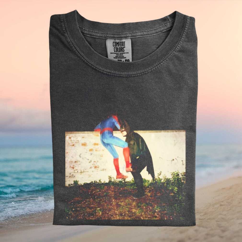 Batman And Superman Funny Fighting Meme Graphic Unisex T Shirt - Limotees LLC
