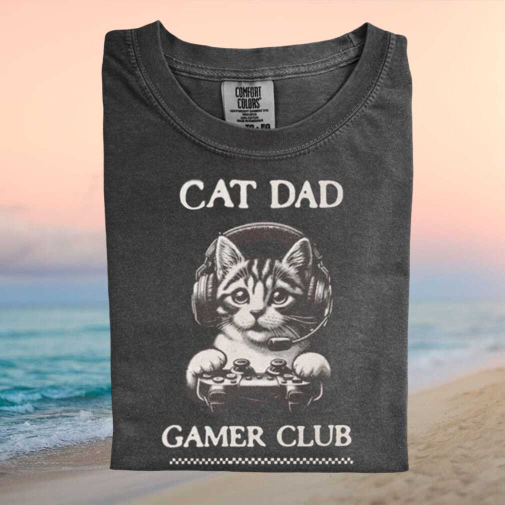 Cat Dad Gamer Club Retro Vintage Graphic T Shirt - Limotees LLC