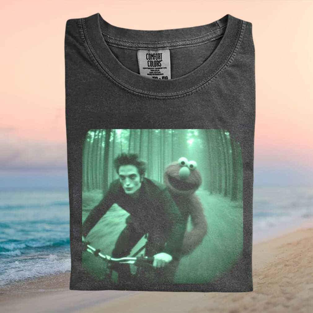 Edward Cullen and Elmo Twilight Funny Meme Graphic T Shirt - Limotees LLC