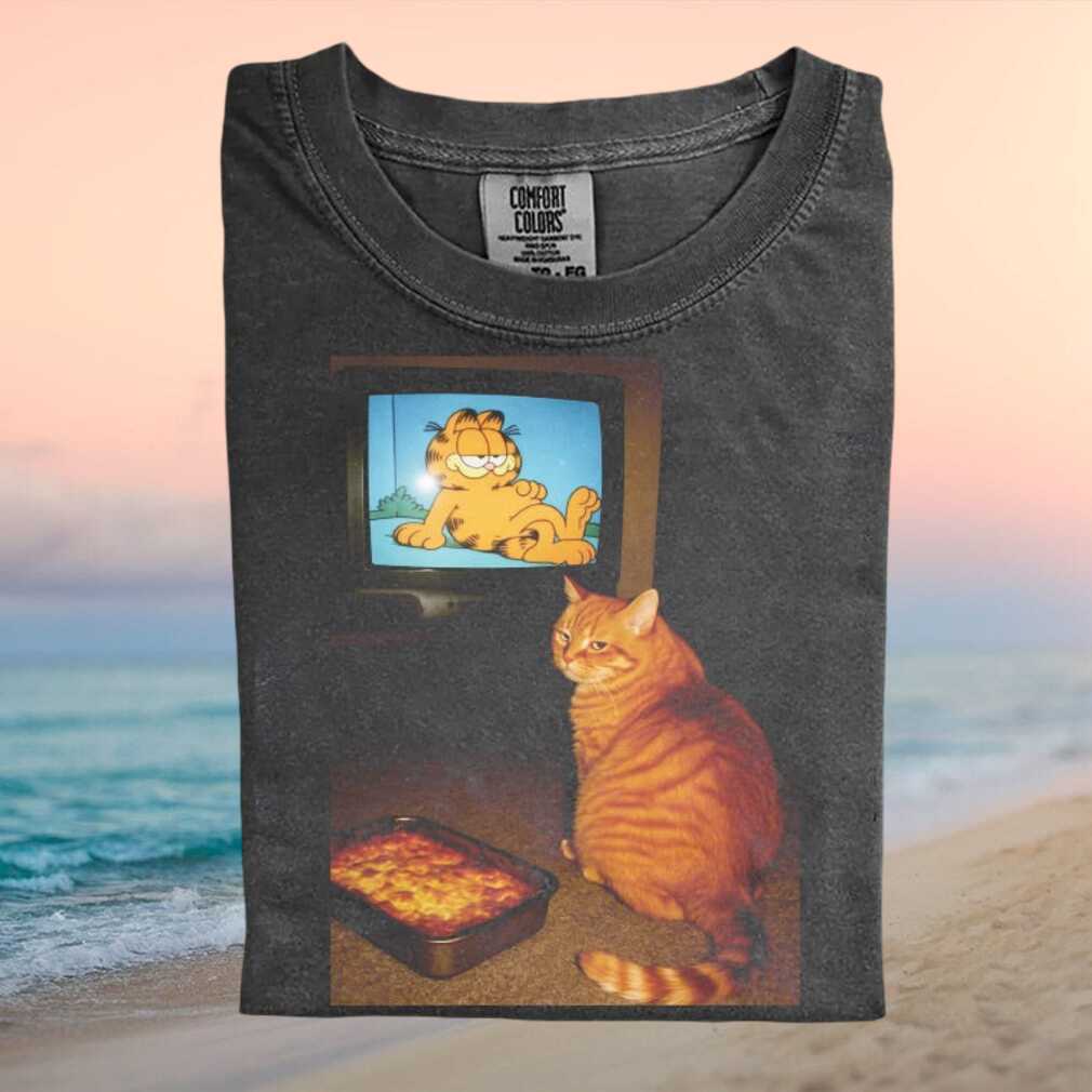 Garfield Cat Watching TV Comfort Colors Graphic T Shirt - Limotees LLC