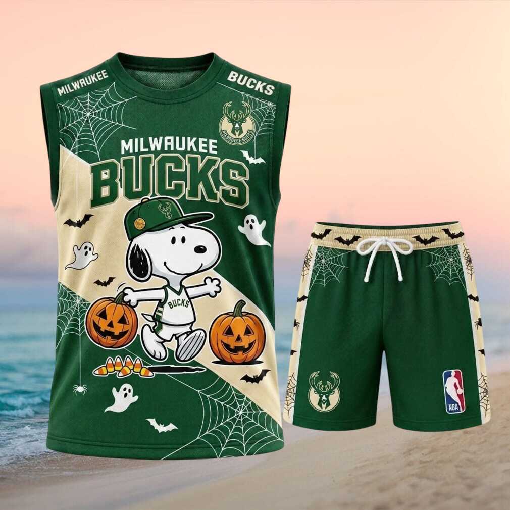 Milwaukee Bucks Snoopy Halloween Basketball Shirt