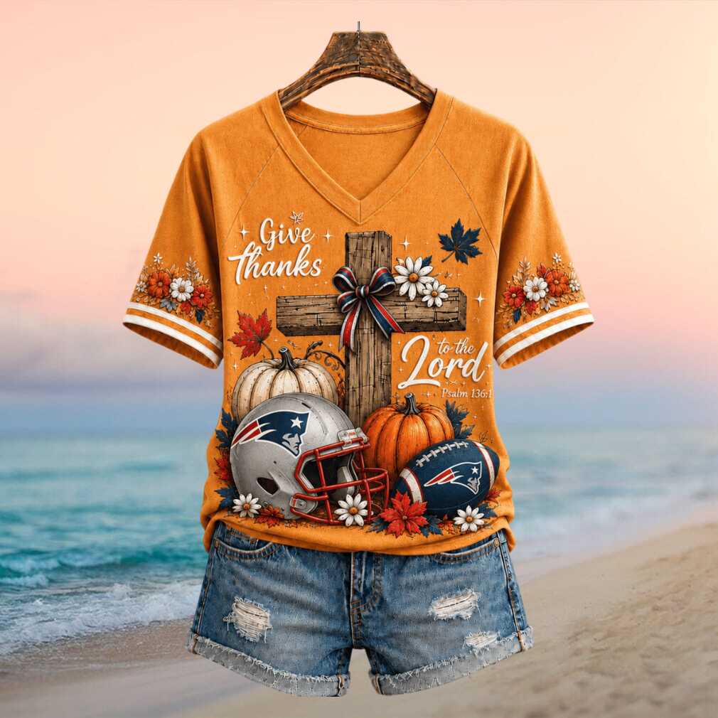 New England Patriots Football Pumpkin Cross Give Thanks Shirt