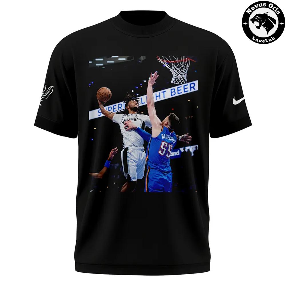 San Antonio Spurs Stephon Castle Action Graphic T-Shirt