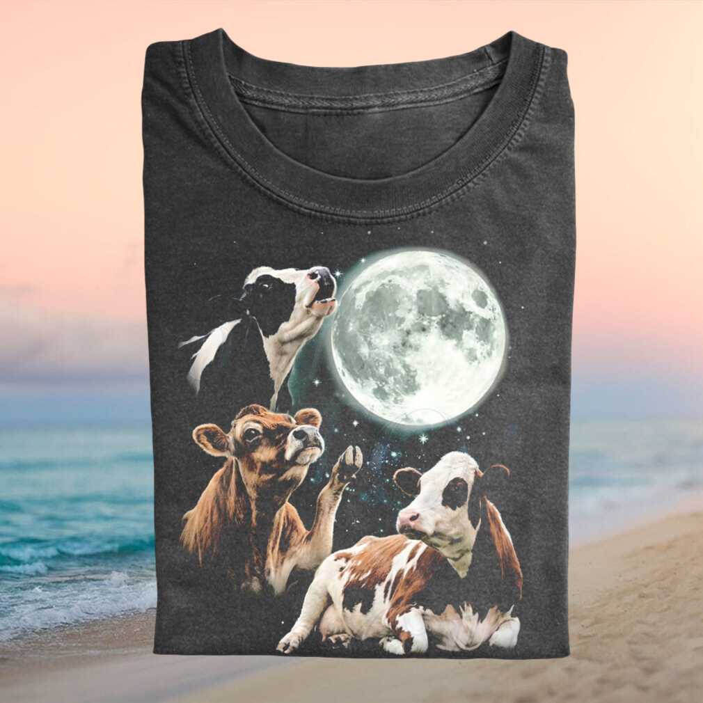 Three Cows Howling At The Moon Celestial Stars Night Cosmos Farm Animal Lovers Shirt - Limotees LLC